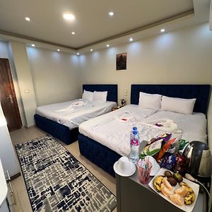 Quadruple Room Mountain View